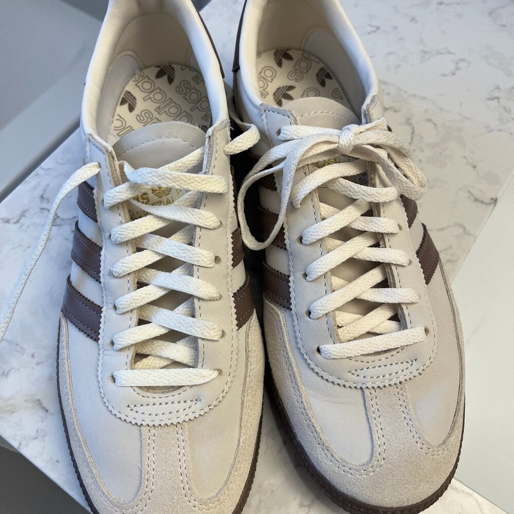 adidas Women's Sneakers in Cream and Brown